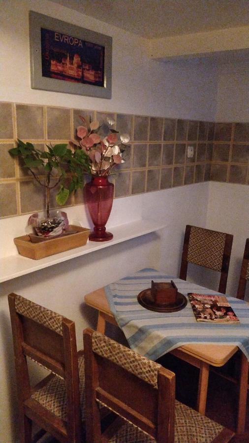 Prague "Above Train Central" Hostel Екстериор снимка